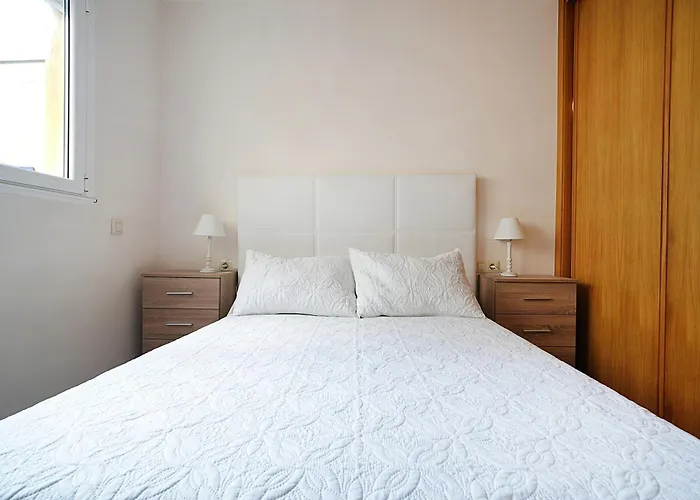 Piso Con Parking En Playa De Silgar Διαμέρισμα *